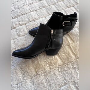 Sam Edelman Black Leather Ankle Booties with Buckle Detail - Size 7